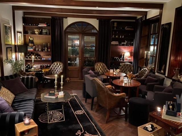 Park Hotel & Vinbar Фредериксхавн Экстерьер фото